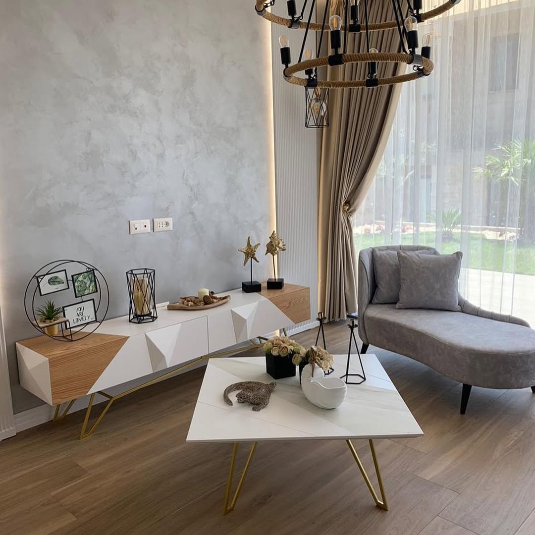 SnapInsta.to_105938054_128998732170704_4557649823470325983_n