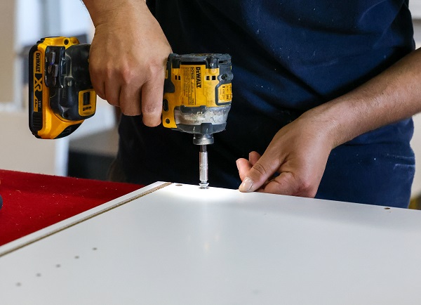 Dorëzimi dhe montimi